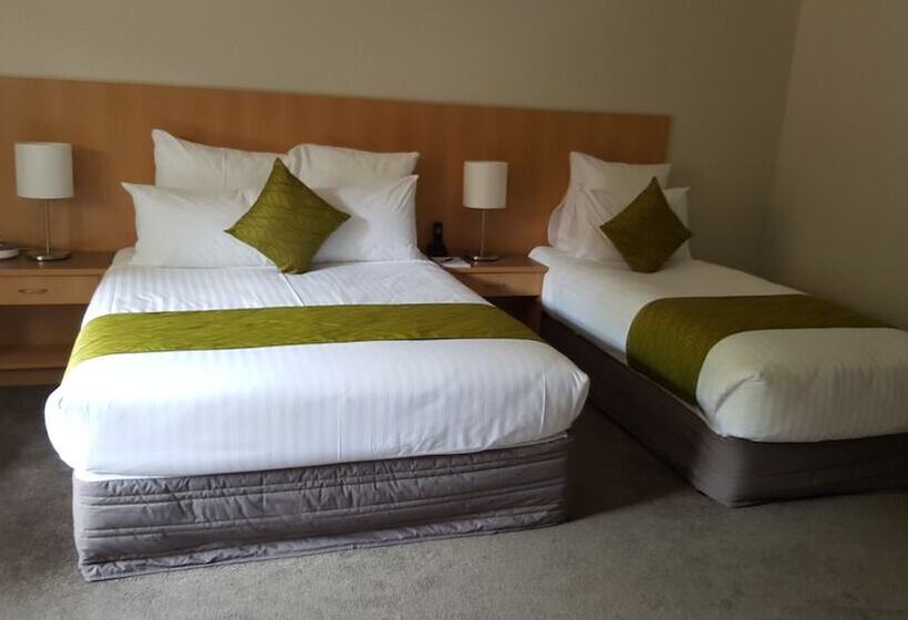 جناح, Greenlane Suites