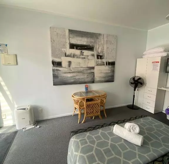 Standard-huone, Opononi Lighthouse Motel