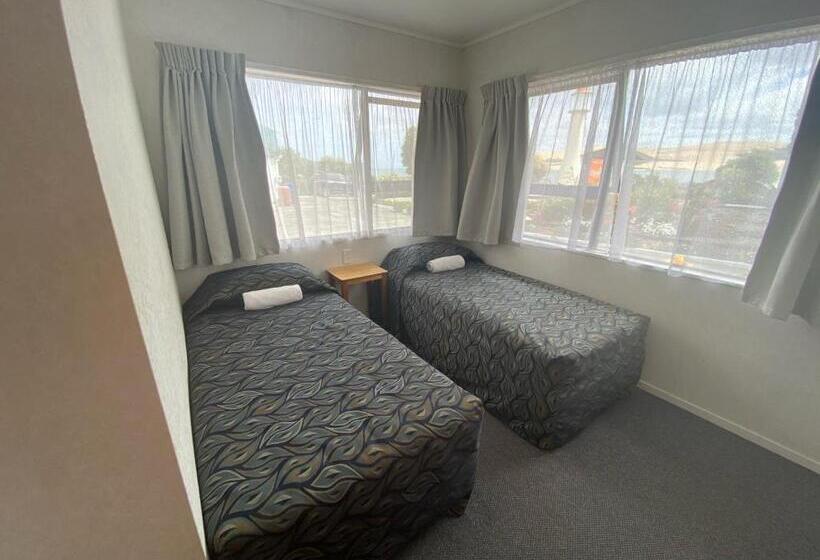 Апартаменты 2 Спальни, Opononi Lighthouse Motel
