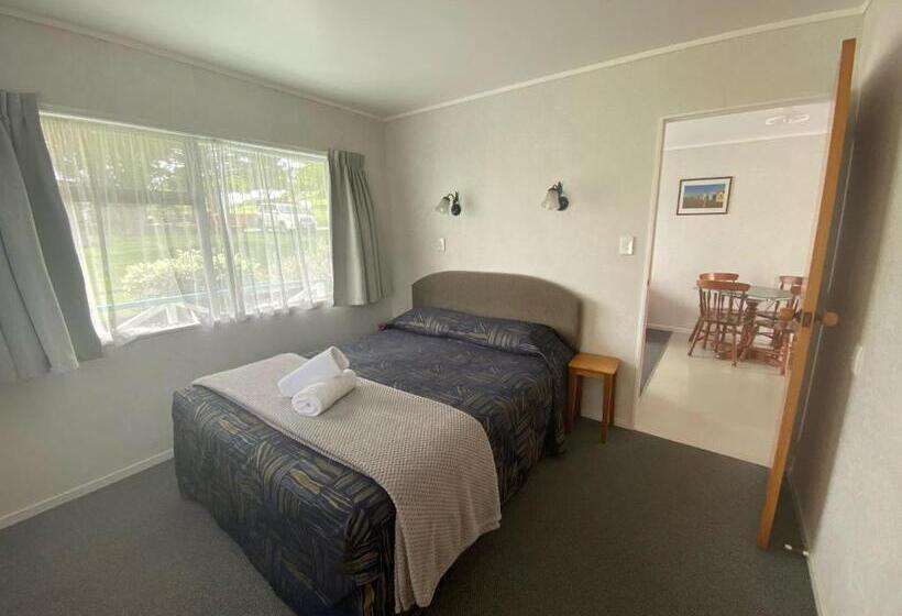 Апартаменты 2 Спальни, Opononi Lighthouse Motel