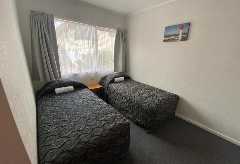 Апартаменты 2 Спальни, Opononi Lighthouse Motel