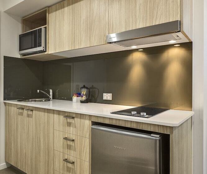 דירת חדר, Quest Woolloongabba