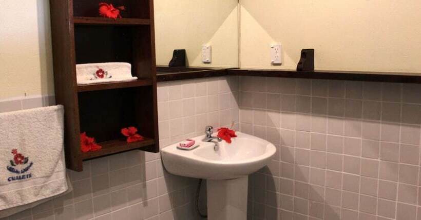 חדר סטנדרט נוף לאגם, Lusia's Lagoon Chalets