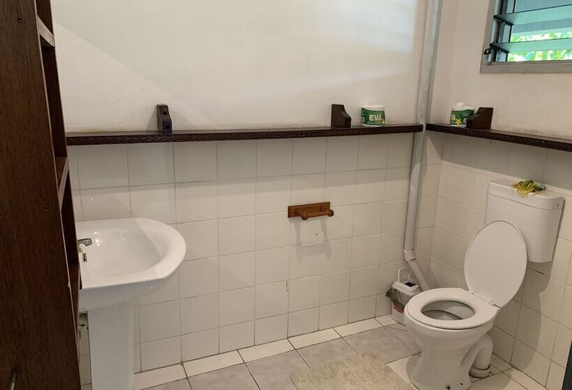 חדר משפחתי, Lusia's Lagoon Chalets