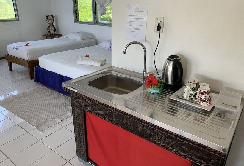 חדר משפחתי, Lusia's Lagoon Chalets