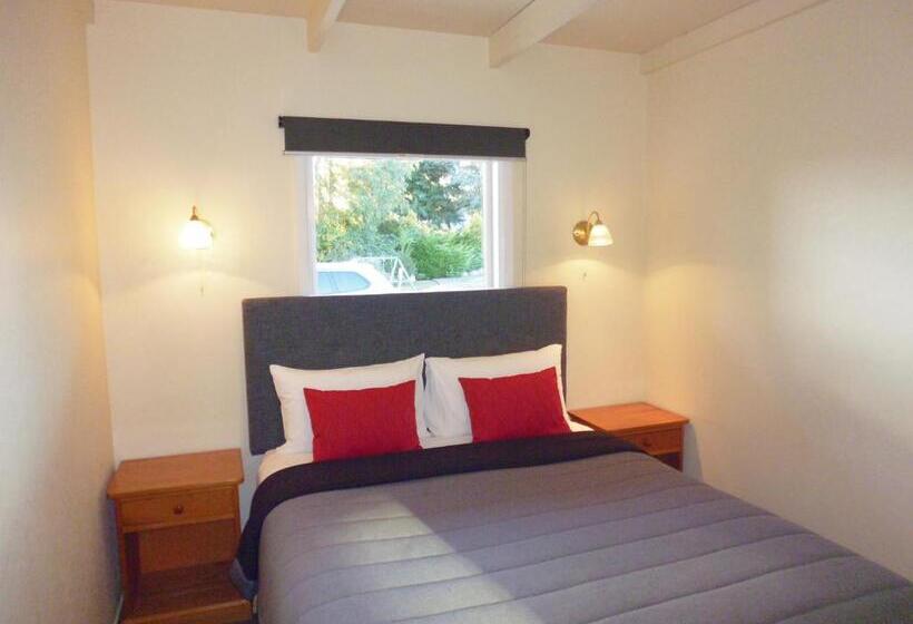 패밀리 아파트, Spa Lodge Motel