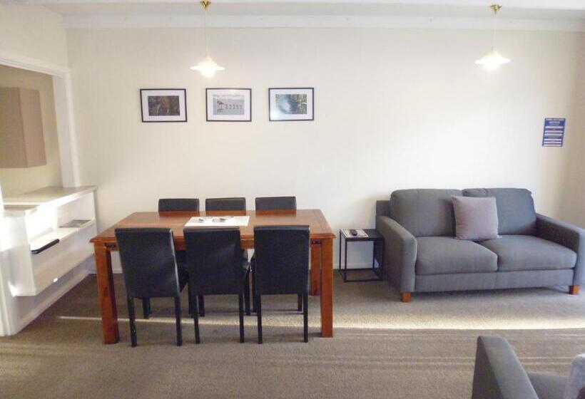 Люкс Кровать Кинг, Spa Lodge Motel