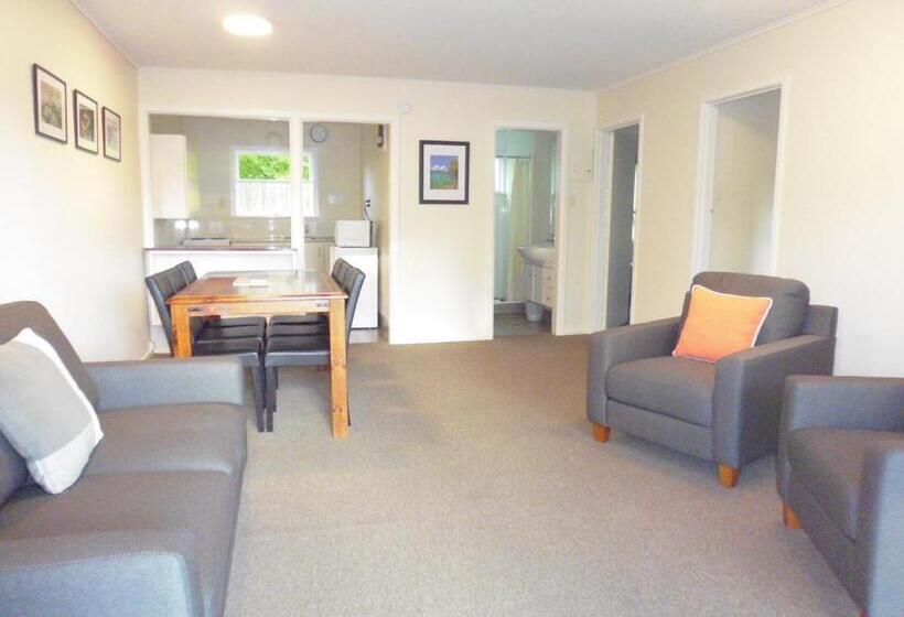 스위트 킹사이즈 침대, Spa Lodge Motel