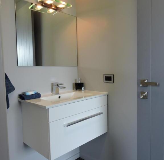 Люкс, The Reservation B&b