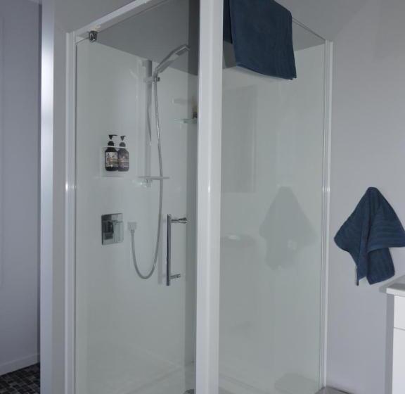 Люкс, The Reservation B&b