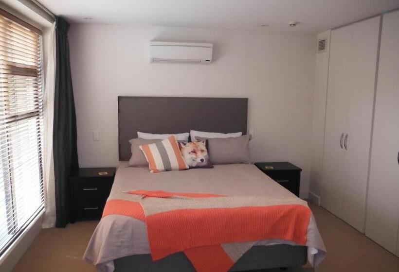 2ベッドルームアパートメント, The Sands