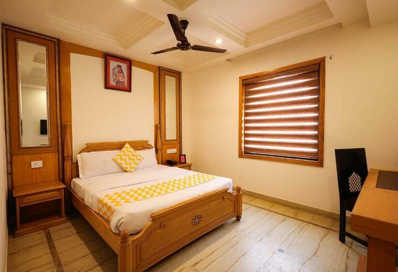 Номер Deluxe, Maru Casa