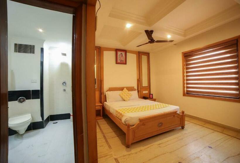 Номер Deluxe, Maru Casa