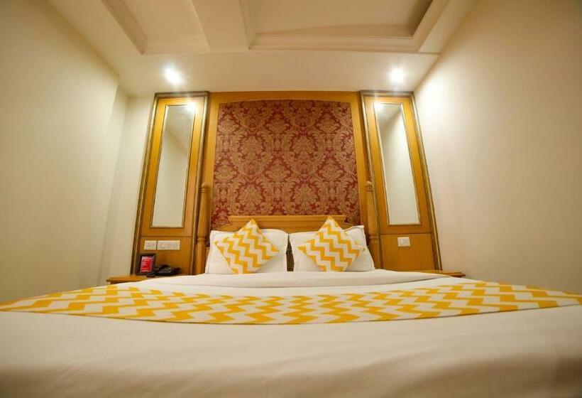 Номер Deluxe, Maru Casa