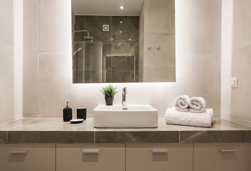 Апартаменты Deluxe 1 Спальня, Wyz Piraeus