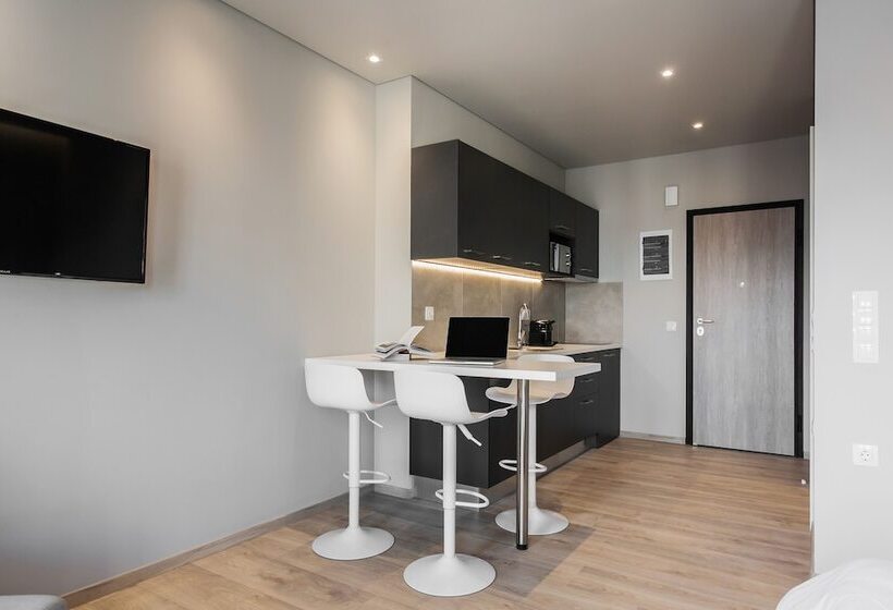 Апартаменты Deluxe 1 Спальня, Wyz Piraeus