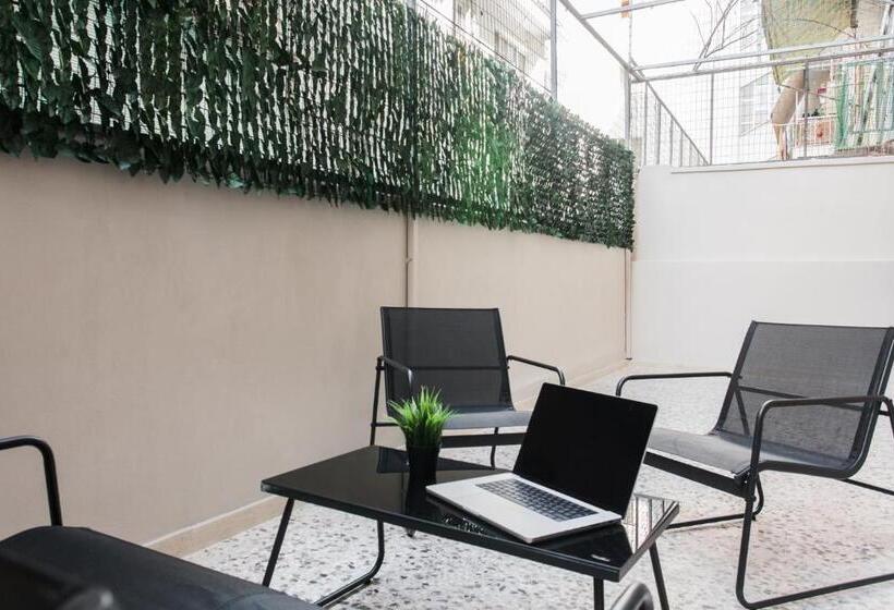 침실 1개 테라스 아파트, Wyz Piraeus