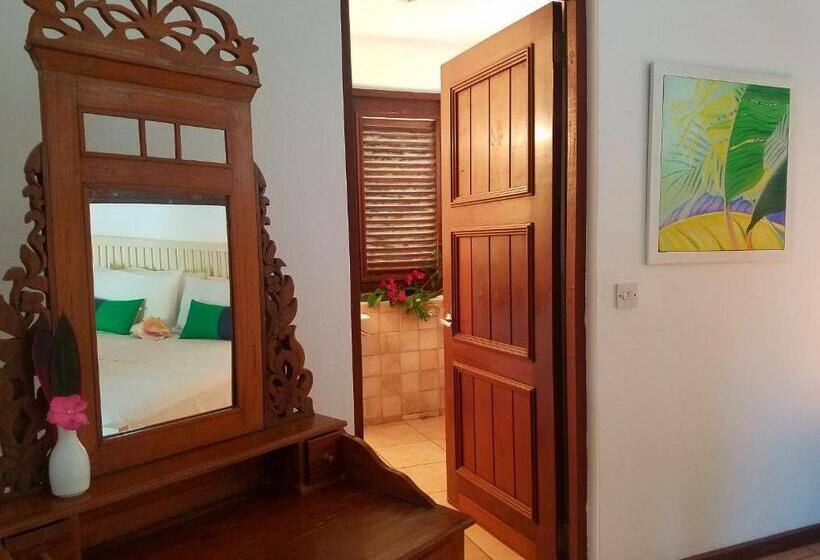 جناح عائلي, Gingerbread Suites