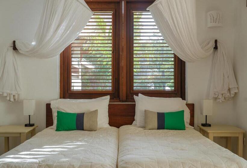 جناح عائلي, Gingerbread Suites