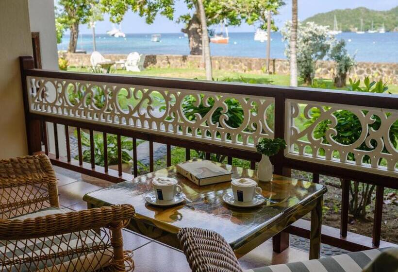 جناح مطلّ علي البحر, Gingerbread Suites