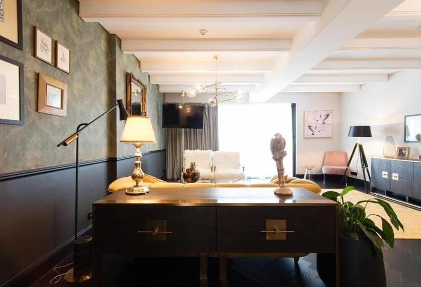 스위트, Skylark, Aluma Hotel & Resort