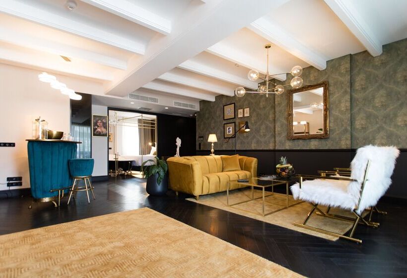 스위트, Skylark, Aluma Hotel & Resort