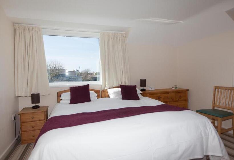 3침실 스위트, King Arthurs Arms