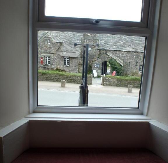 غرفة قياسية مع حمام خارجي, King Arthurs Arms