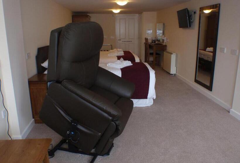 패밀리 룸, King Arthurs Arms