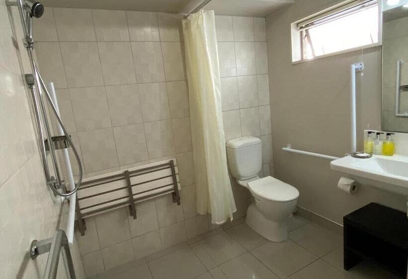 标准工作室, Delago Motel/apartments