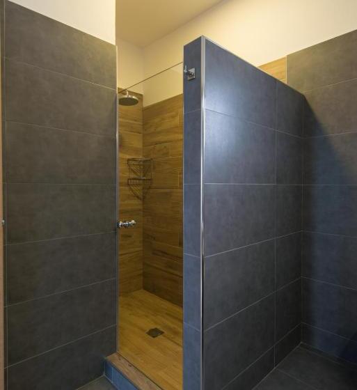 דירת חדר, Edem