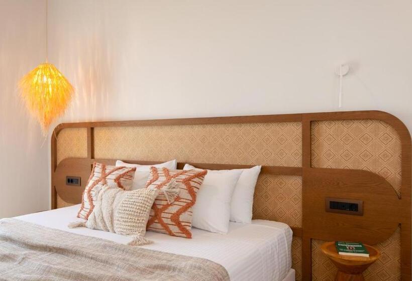 חדר דלוקס, Edem