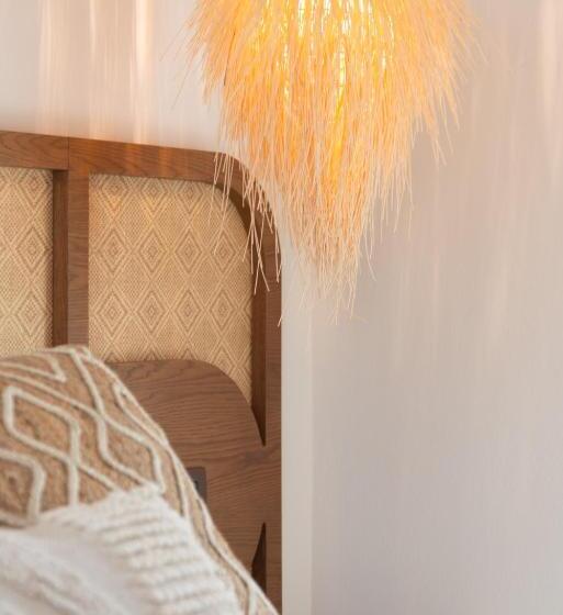 סוויטת ג'וניור, Edem