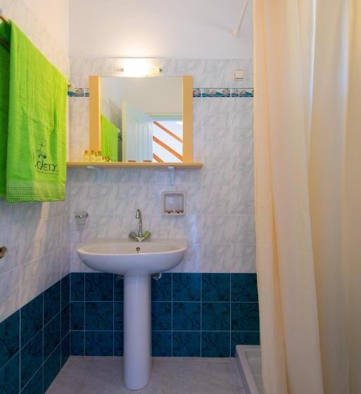 חדר דופלקס, Edem