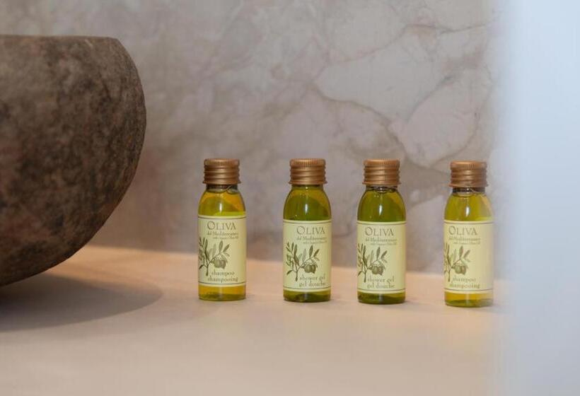 חדר דלוקס, Edem