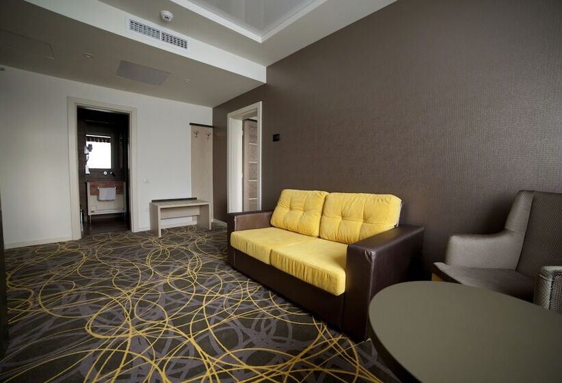 اتاق سوپریور, Exclusive Hotel & More
