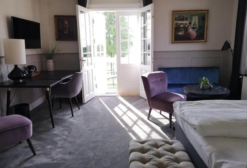 발코니가 있는 스위트, Gl. Avernæs Sinatur Hotel & Konference