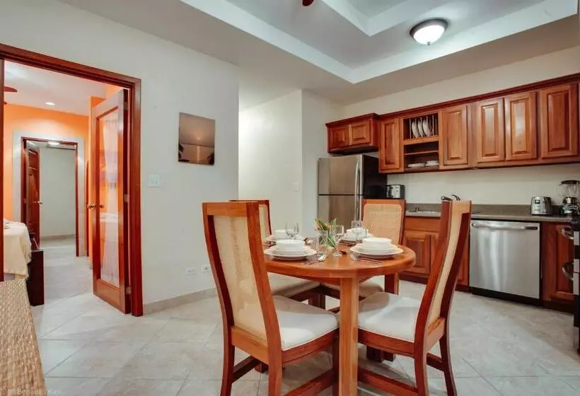 海の見える1ベッドルームアパートメント, Grand Caribe Belize