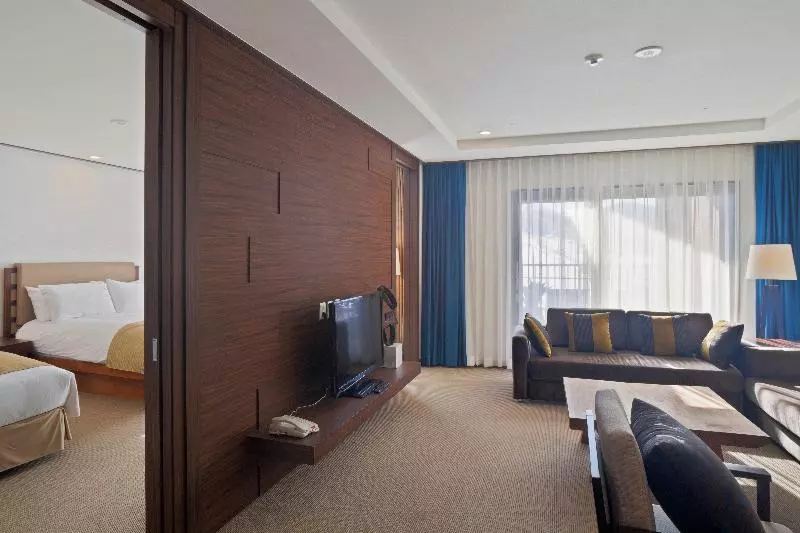 スイート, Holiday Inn Resort Alpensia Pyeongchang, An Ihg