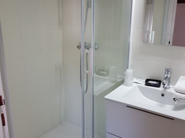 4인용 스탠다드 룸, Le Sainte Florence