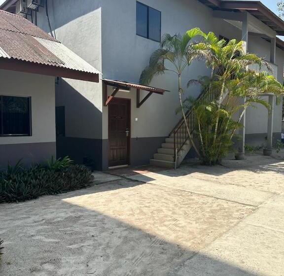 패밀리 룸, Malibest Resort