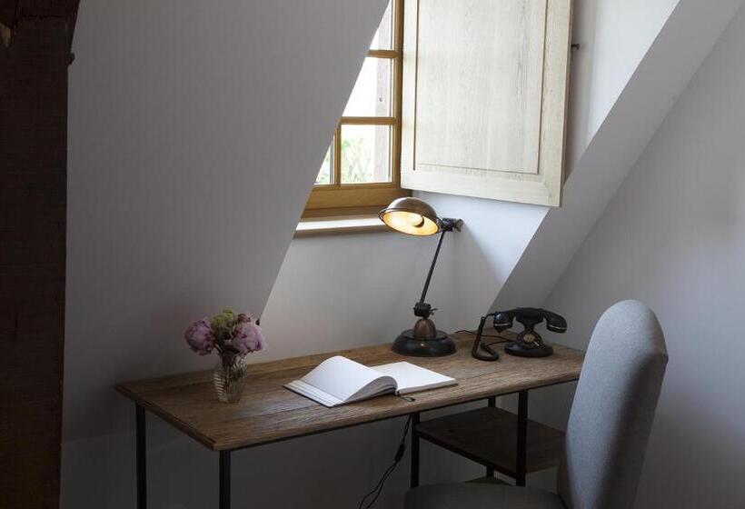 キングサイズベッドのスタンダードルーム, Manoir De Surville