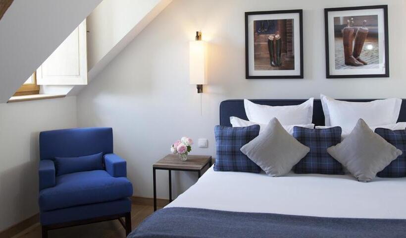 スイート, Manoir De Surville