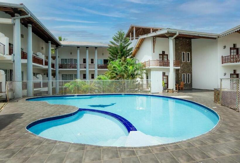 Трехместный Номер Классика, Neptune Bay