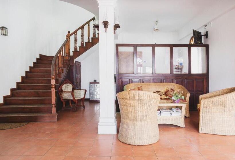 带阳台的标准单人间, Neptune Bay