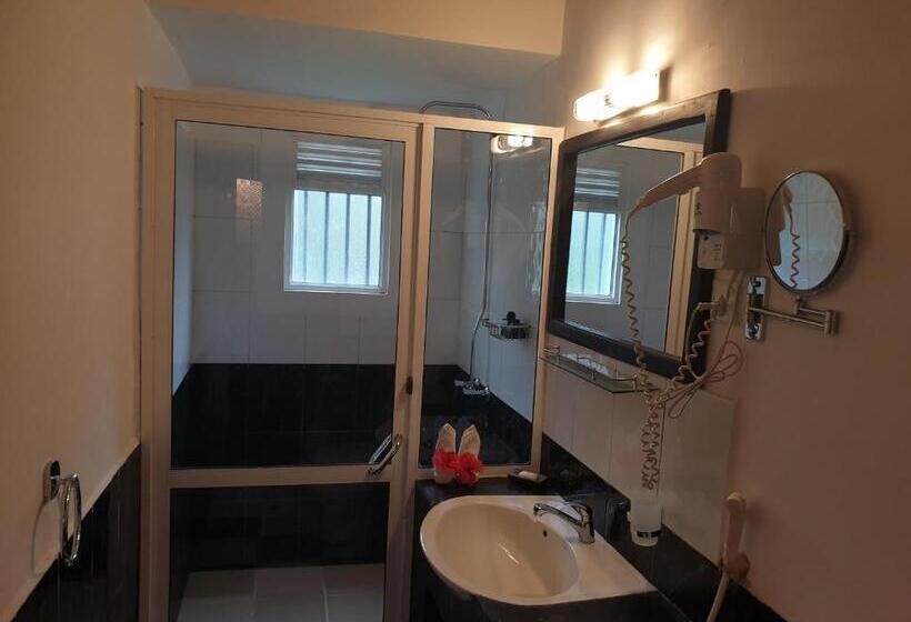 Номер Стандарт Вид на Сад, Nooit Gedacht Heritage