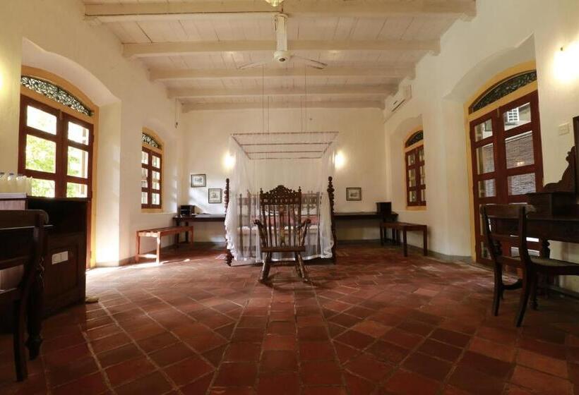 Семейный Номер Вид на Сад, Nooit Gedacht Heritage