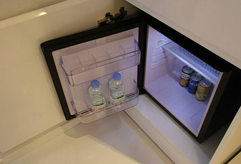 חדר דלוקס, Rich Diamond