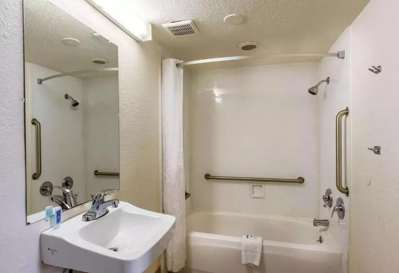 スタンダードルーム, Rodeway Inn Phoenix North I17