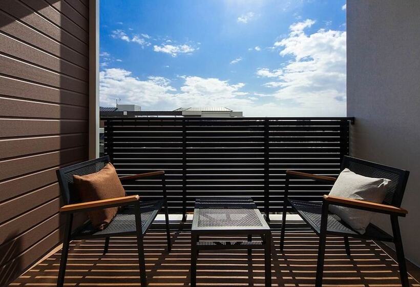 带大床的豪华间, Sakura Terrace The Gallery